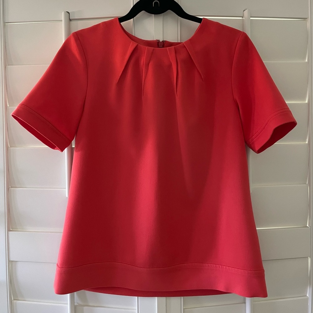 Coral/salmon BR short sleeve top
